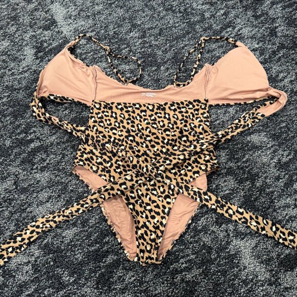 Aerie Leopard Swimsuit (S) - Picture 5 of 6
